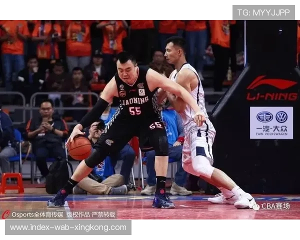 广厦快攻连得8分，北京防线崩溃